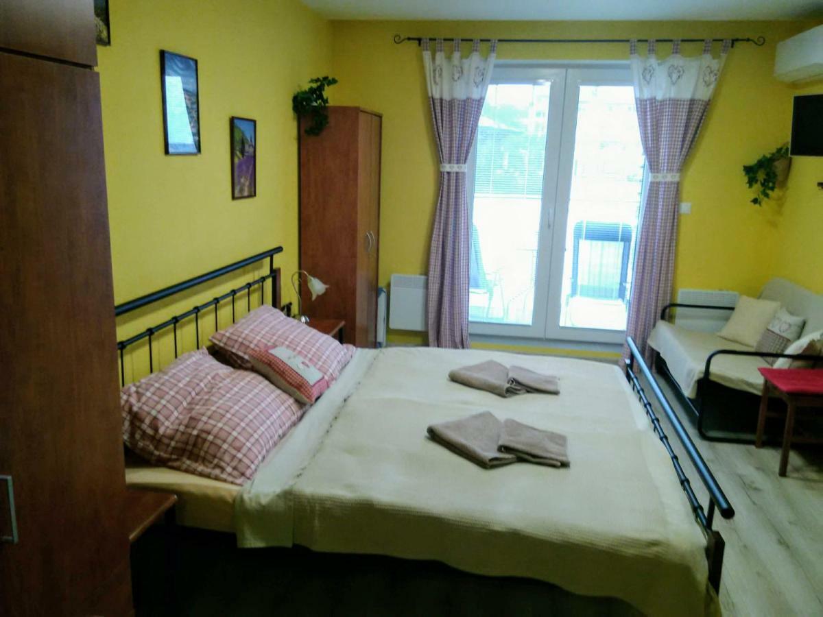 Apartman Aqua Podhájska Eksteriør billede