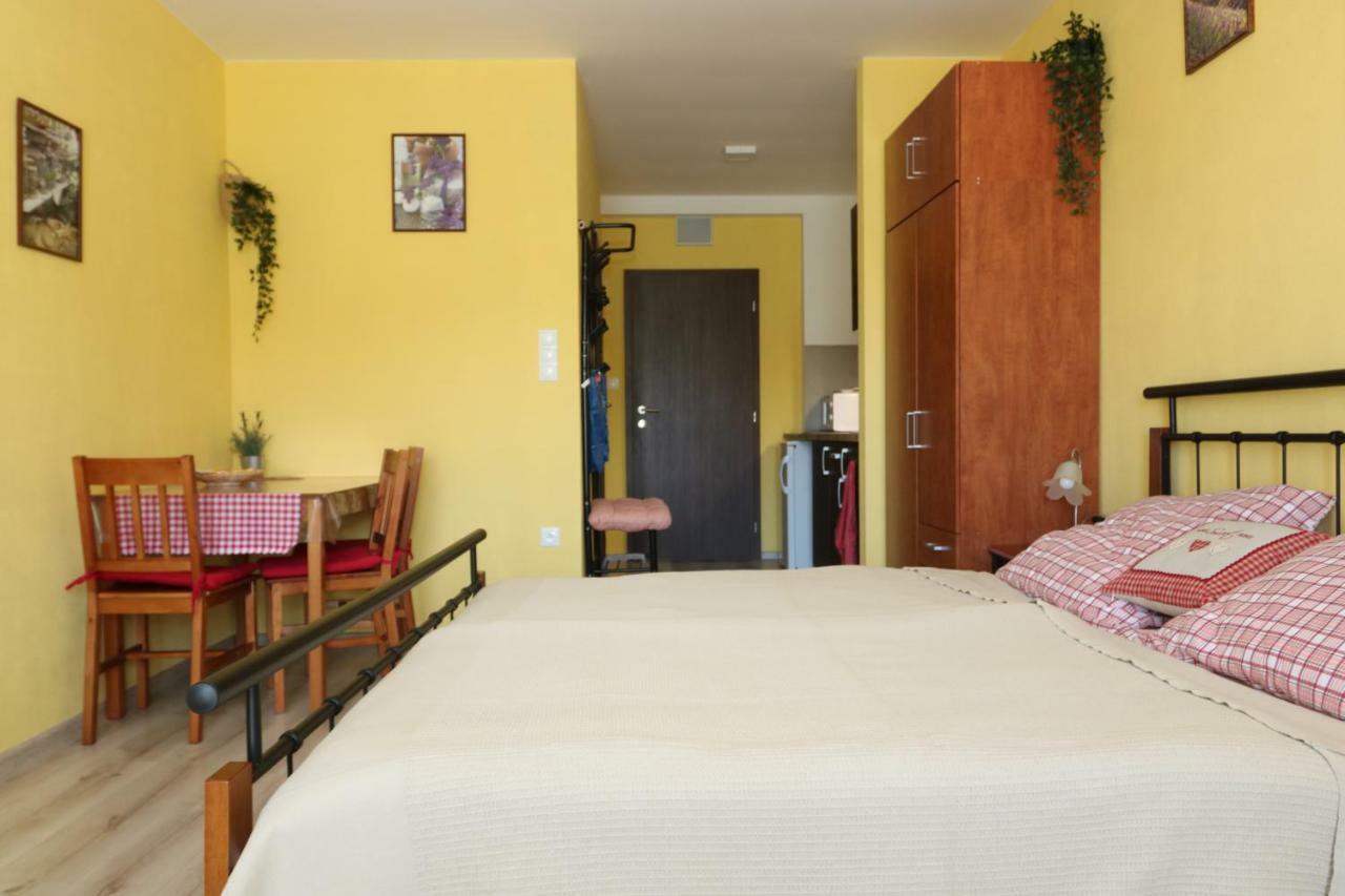 Apartman Aqua Podhájska Eksteriør billede