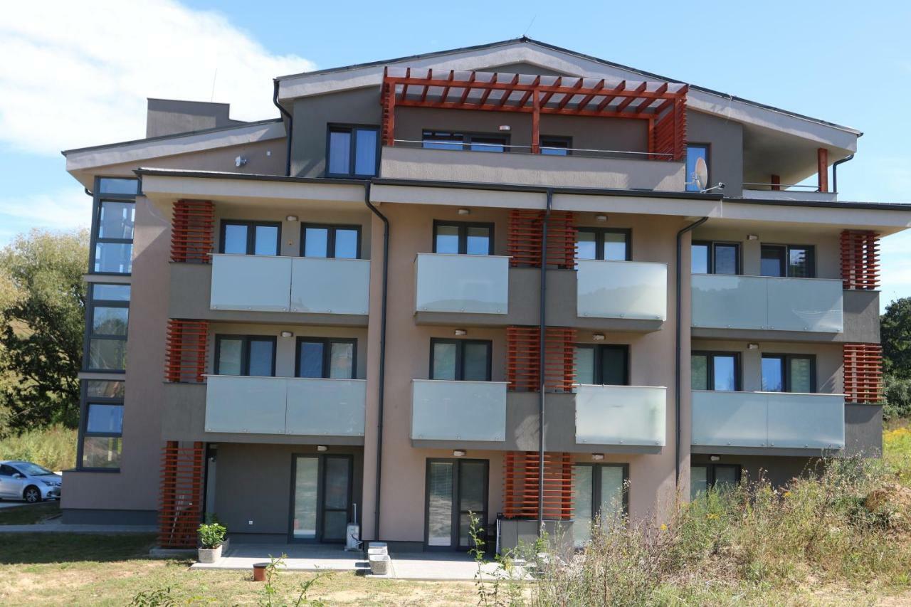 Apartman Aqua Podhájska Eksteriør billede